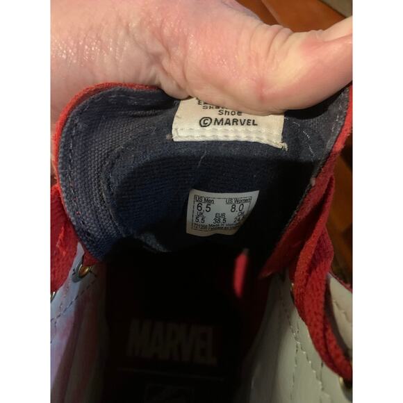 Captain Marvel x Vans sneakers shoes Men's 6.5 Women's 8 Earth 616's Sk8 HiTopsi - Picture 7 of 9